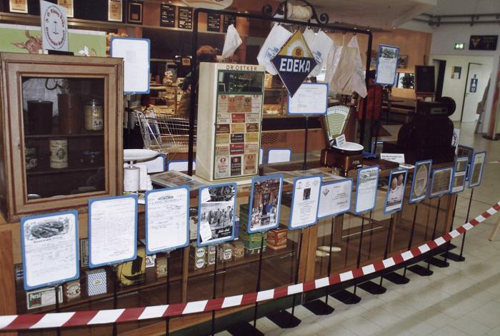 Sonderausstellung im E-Center Nordenham. Sonderausstellung im E-Center Nordenham.